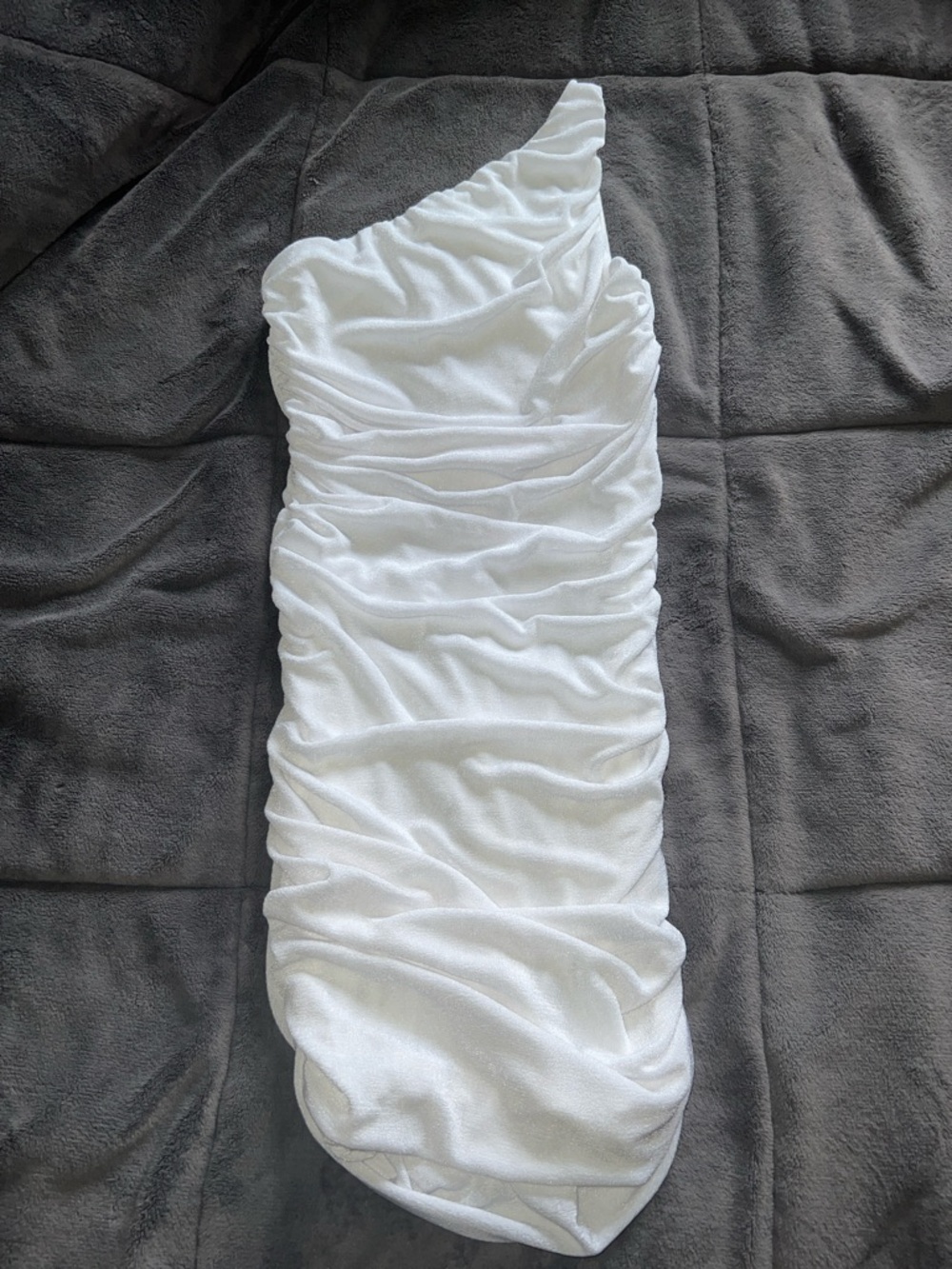 Lucy in the Sky White One-Shoulder Ruched Dress